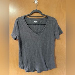 Grey tee
